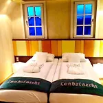 Wirtshaus & Landsknecht 3* מירבוש