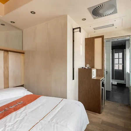 Wirtshaus & Landsknecht Hotel Meerbusch