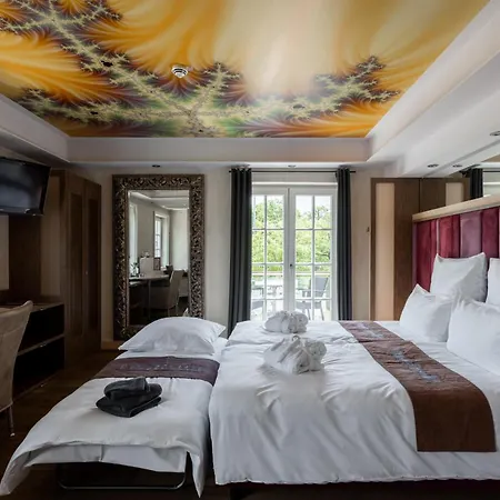 Wirtshaus & Landsknecht Отель Мербуш