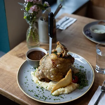 Wirtshaus & Landsknecht