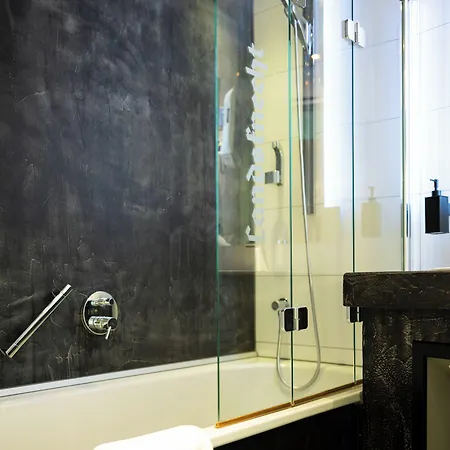 Hotell Wirtshaus & Landsknecht 3*