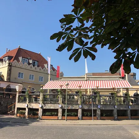 Wirtshaus & Landsknecht فندق ميربش