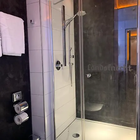 Отель Wirtshaus & Landsknecht Мербуш