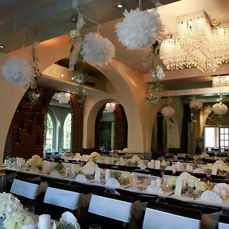 Hotel Wirtshaus & Landsknecht 3*