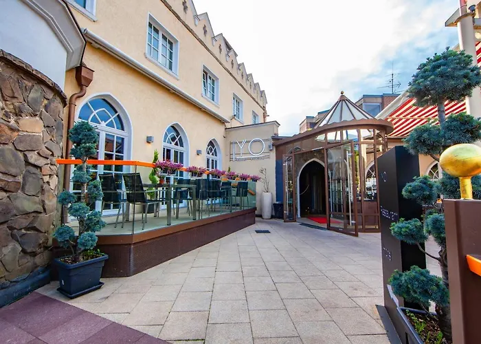 Wirtshaus&hotel Landsknecht Hotel