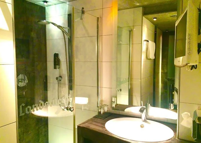 Wirtshaus & Landsknecht 3*